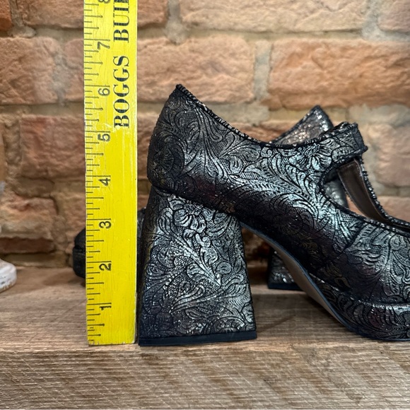 Circus by Sam Edelman Black and Silver Patterned Heels Kay Mary Jane - Picture 10 of 10